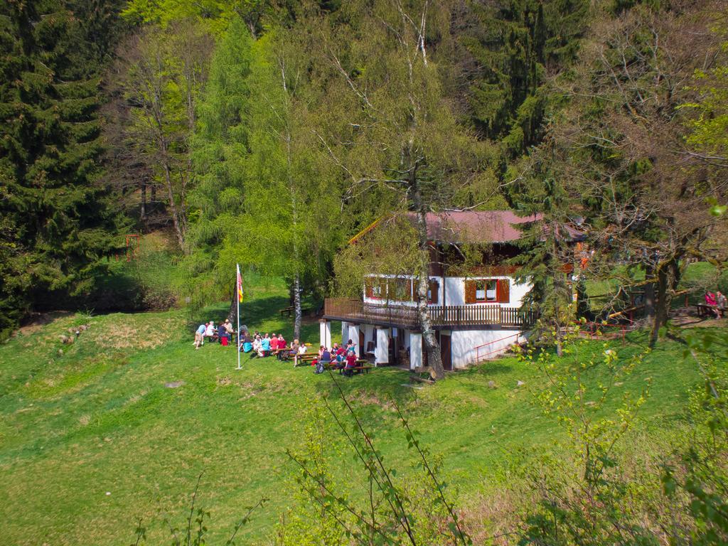 Pension Zum Schotten تسيلا-ميليس المظهر الخارجي الصورة